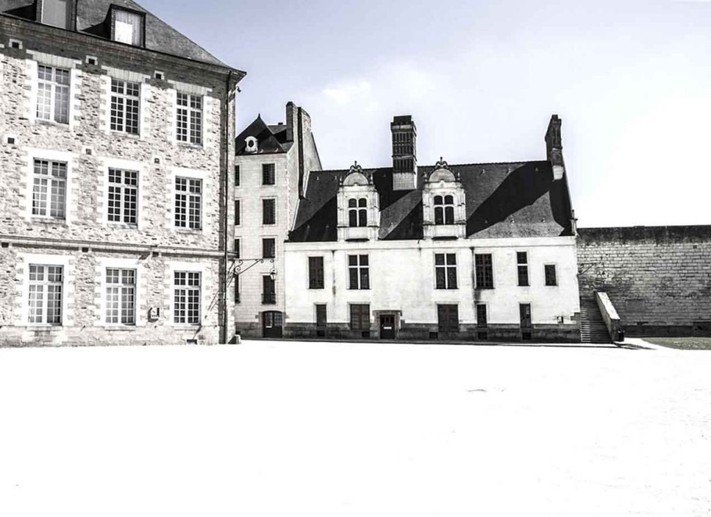 Nantes Château des Ducs de Bretagne Cour intérieure