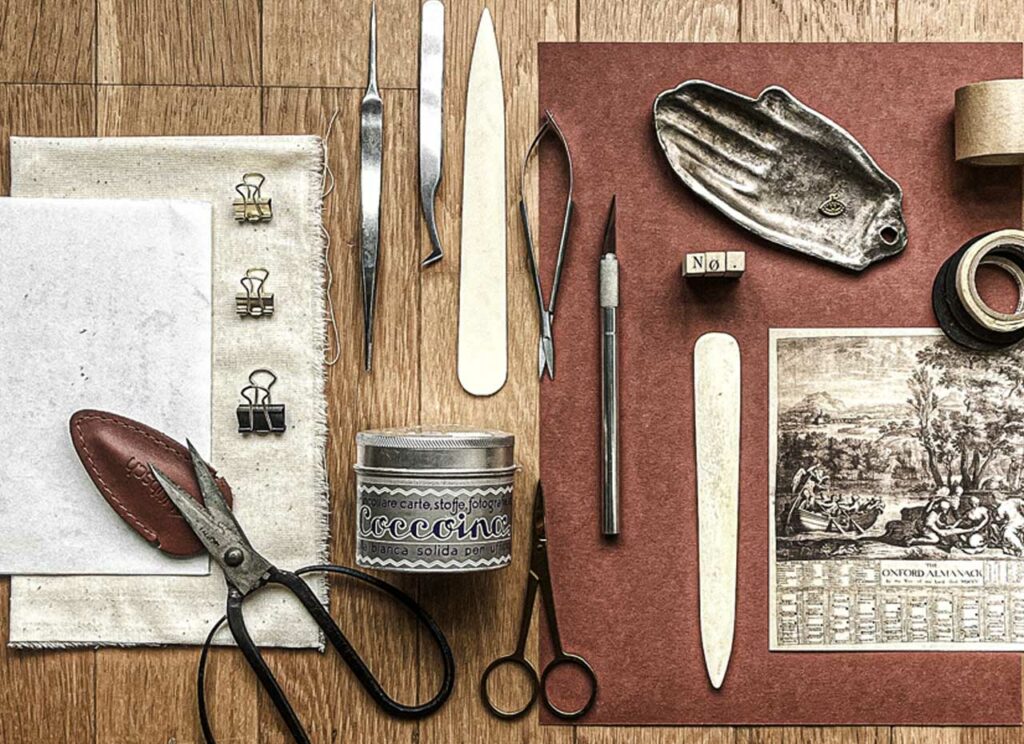 All you need to press flowers like a pro. Pincettes, cutters, bone folders, glue, scissors, wash tape and of course a press.