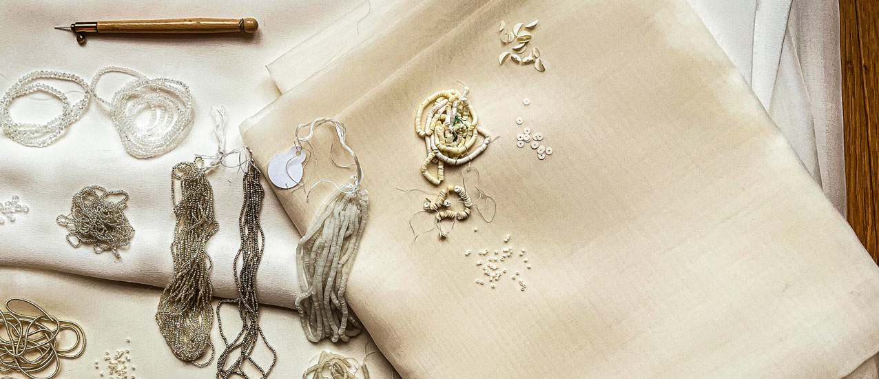 Paillettes on thread for the Haute-Couture embroidery